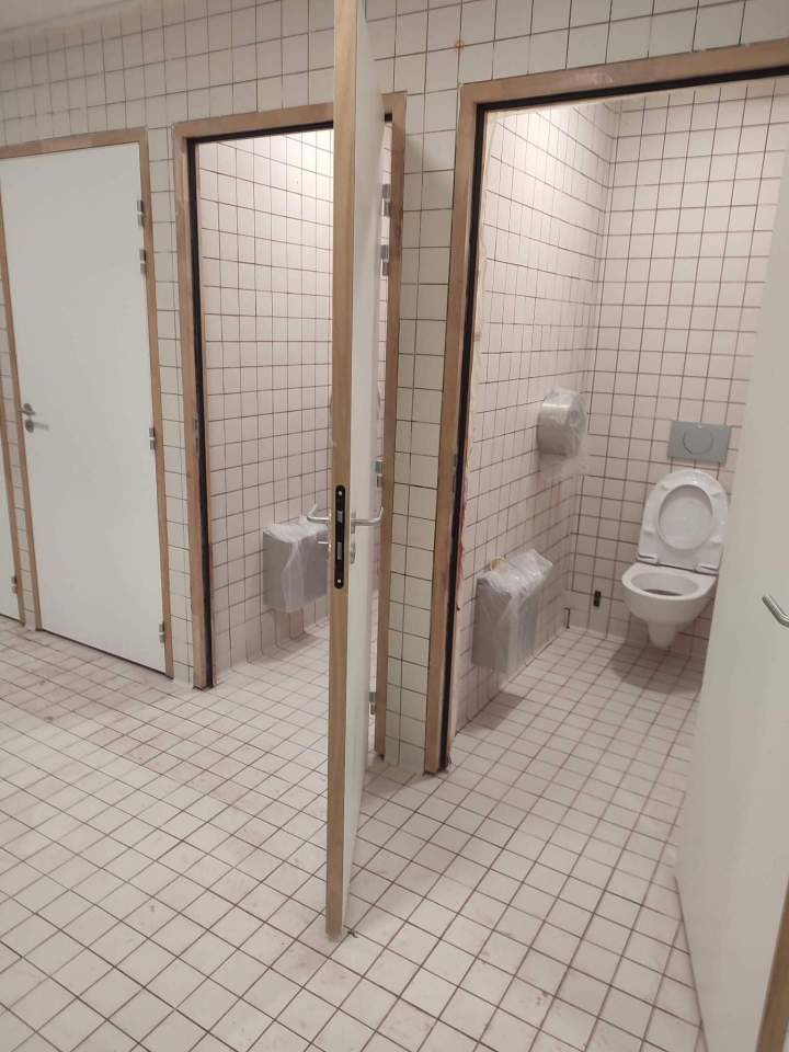 Cabines de toilettes publiques en Île de France