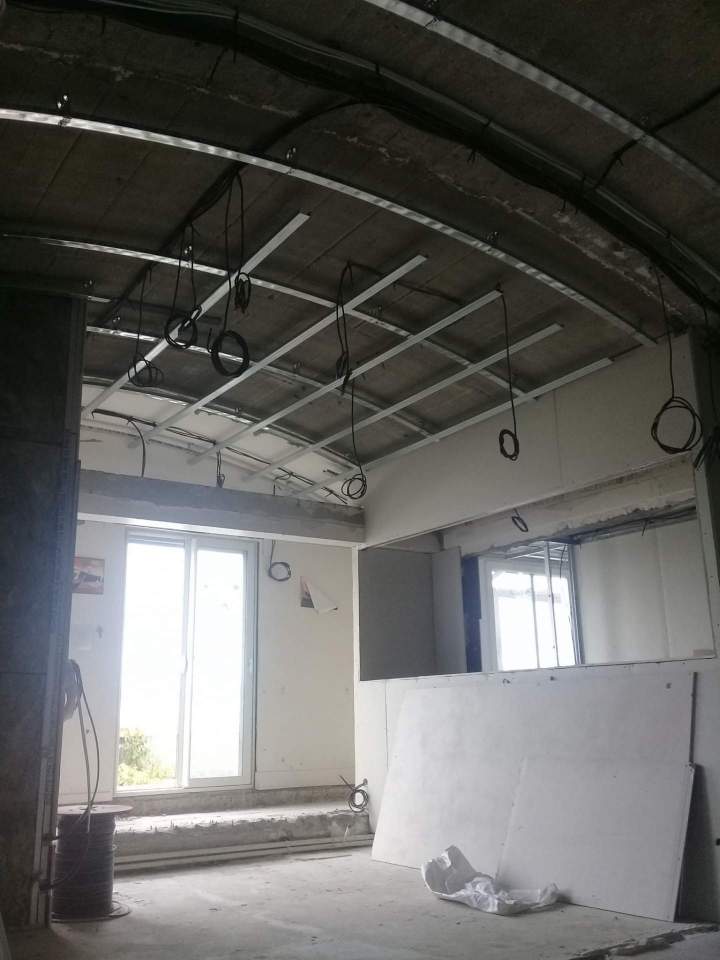 Ossature de plafond suspendu en Île de France (2)