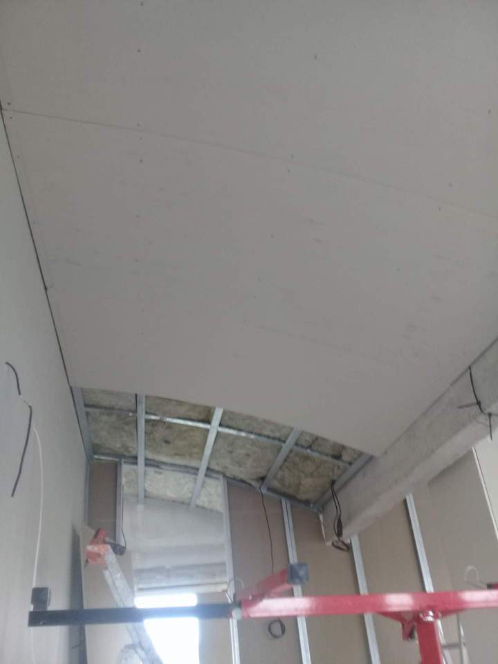Plaquage de plafond voûté en Île de France