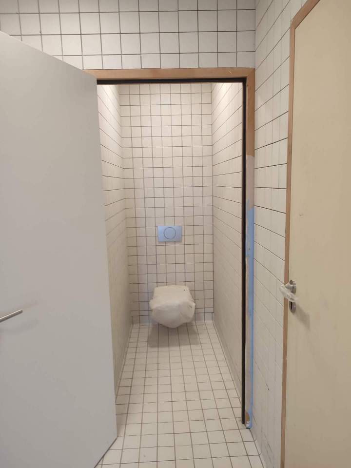 Pose de wc suspenduen Île de France